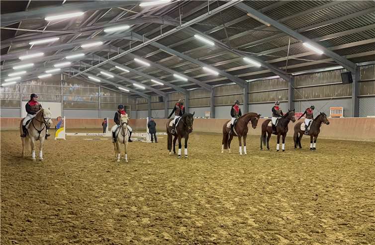 Endlich wieder Weihnachtsreiten 