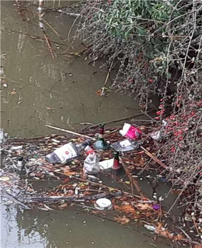 Plötzlich beendete Party am Toniusplatz? 