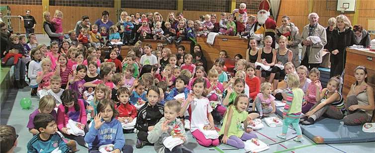 Turnen mit dem Nikolaus
