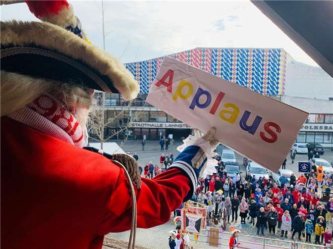 OB Siefert muss sich den Narren geschlagen geben 