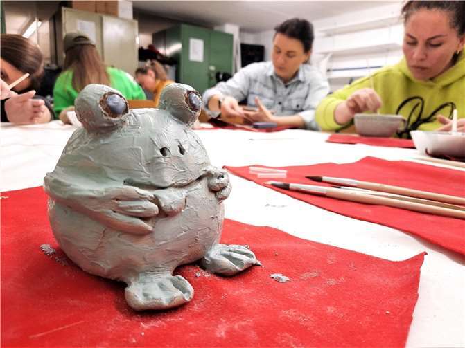 Kneten, Rollen, Töpfern 