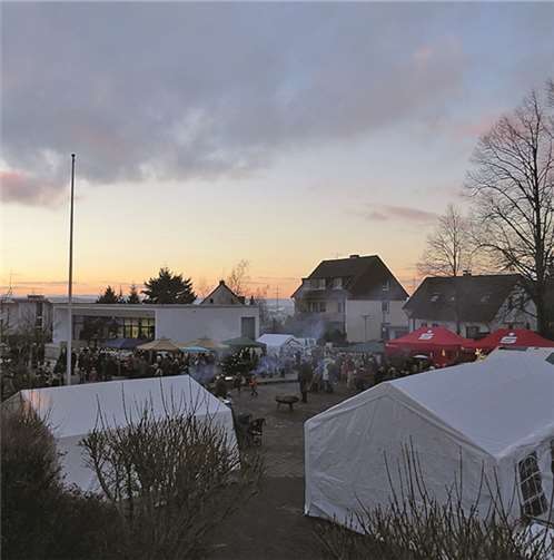Weihnachtsmarkt wird zur Tradition 