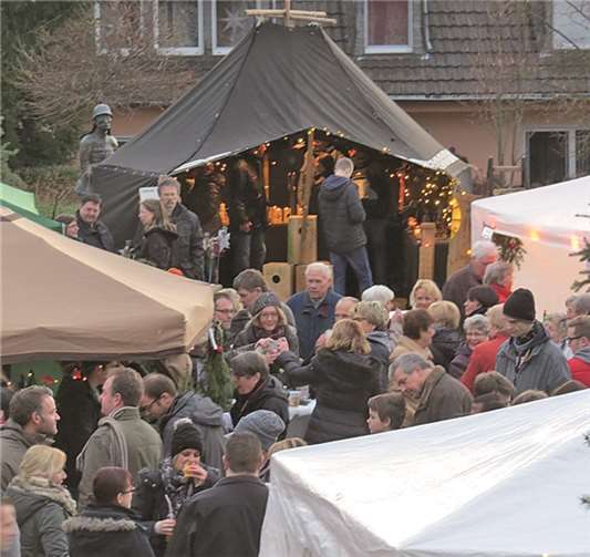 Weihnachtsmarkt wird zur Tradition 