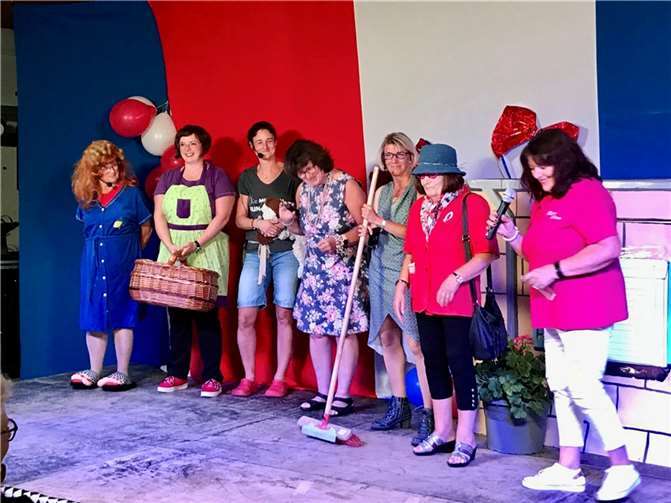 Erstmals organisierten die Riedener Möhnen das traditionelle Fest 