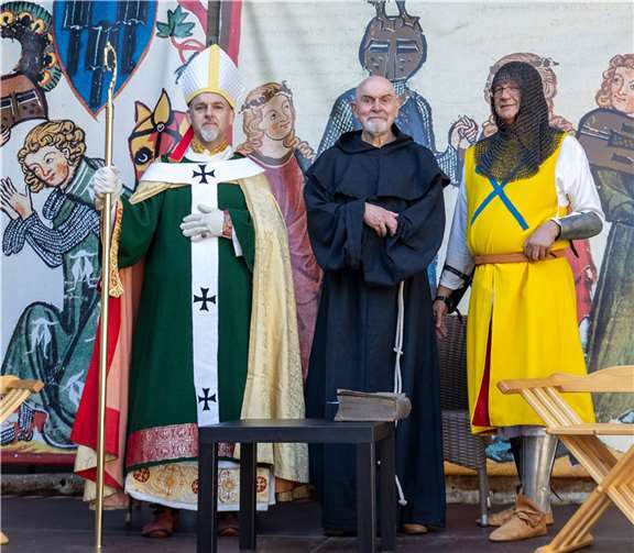 Ritter in Rheinbach: Buntes Treiben zeigt historisches Werden der Glasstadt 