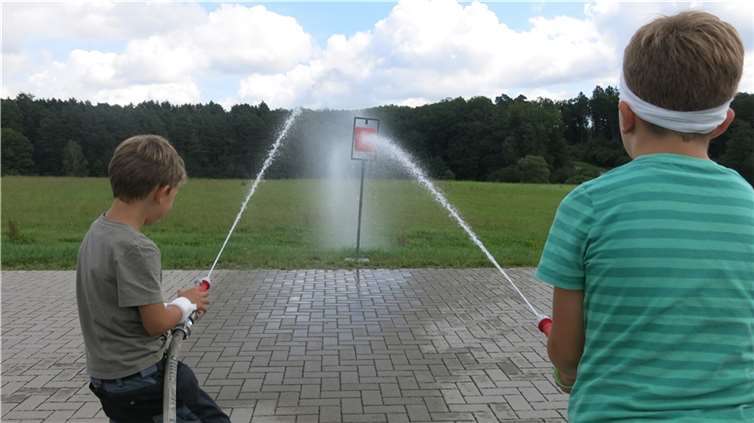Blaulichterlebnistag sorgte für leuchtende Kinderaugen 
