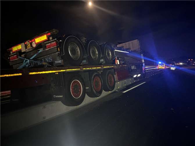 A61 bei Niederzissen: LKW verkeilt sich in Baustelle 