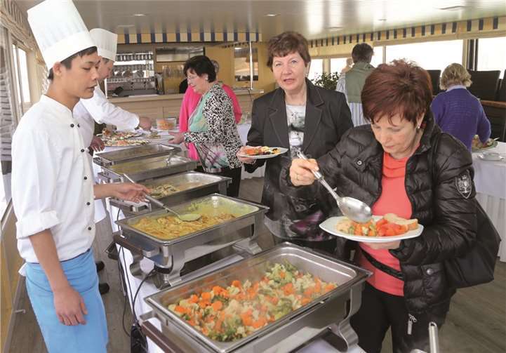 Riverboat-Brunch zum Frühlingsbeginn 