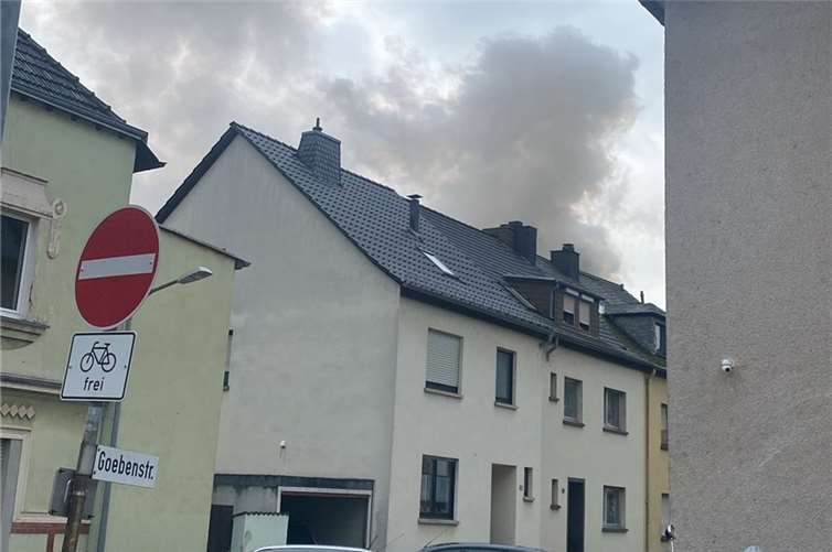 Andernach: Zwei Verletzte nach Wohnhausbrand 
