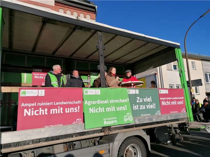Bad Neuenahr: Kundgebung der Landwirte beendet Bad Neuenahr: Kundgebung der Landwirte beendet