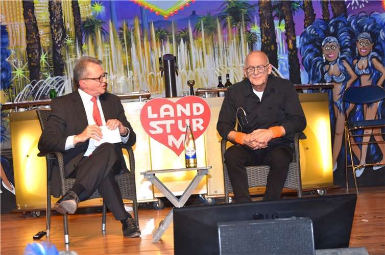 „Söhne Rheinbachs“ verwandelten Stadthalle in Spielerparadies 