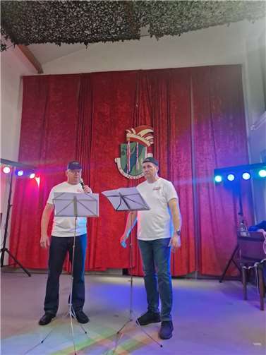 „Schlagergotti“ begeisterte bei toller Sitzung 