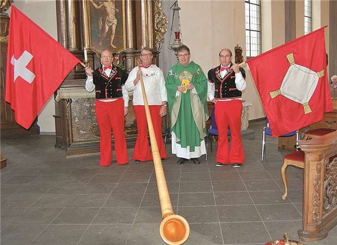 Hl. Messe im Zeichen internationaler Freundschaft 