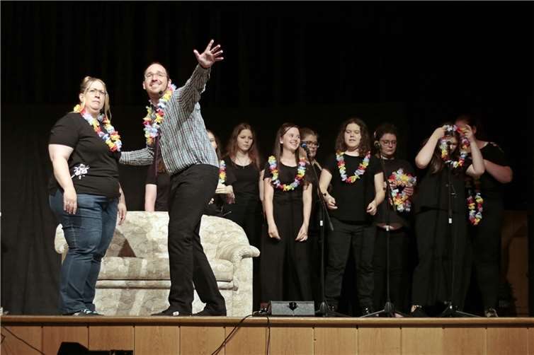 Große Gefühle, Geister und der vielleicht nicht ganz normale Familienwahnsinn 