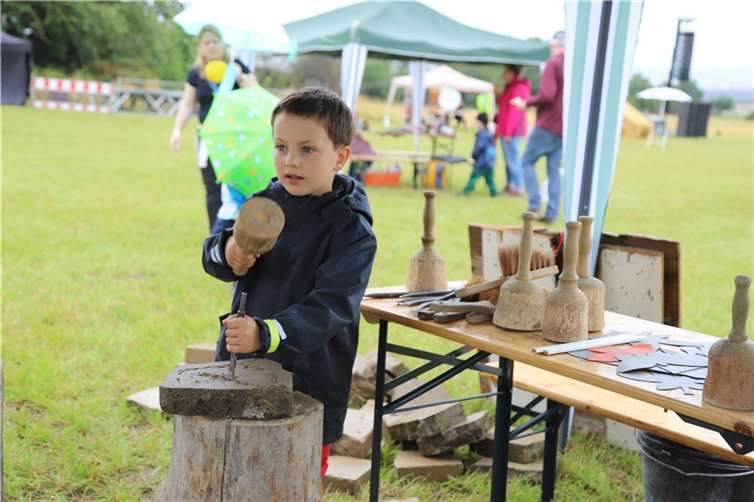 Live-Bands, Mitmachaktionen und Vulkanausbruch 