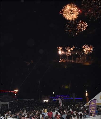 150.000 Euro in traumhafte Lichterspektakel verwandelt 