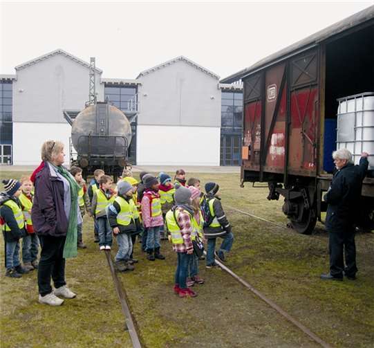 Besuch der Feuerwehrschule auf dem Asterstein 
