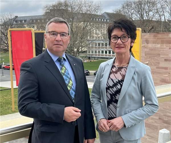 Wolf im Kreis Ahrweiler: CDU fordert Jagdrecht