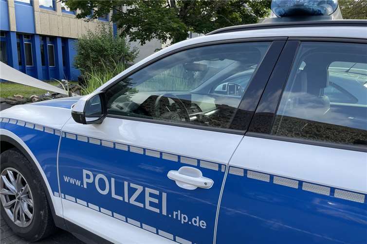 Drängeln und Schneiden: Zeugen gesucht
