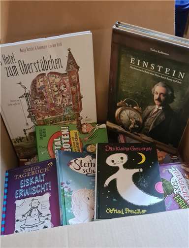 Großer Lesespaß dank größzügiger Spenden 