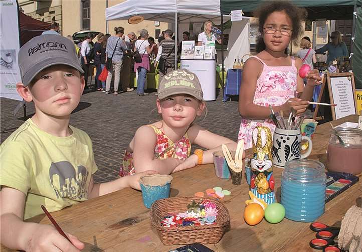 Auf dem Frühlingsmarkt wurde der Osterhase doch noch gesichtet 
