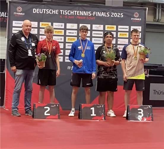 Gold und Bronze bei den Tischtennis-Meisterschaften 