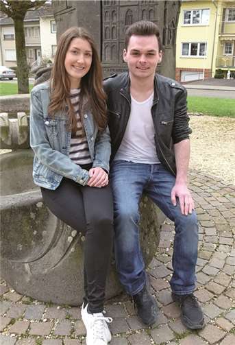 „Hebt hoch den Humpen, wir geh’n in KUBA pumpen!“