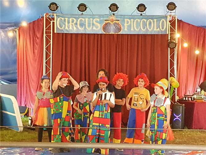 Eine Woche voller Zirkuszauber an der Grundschule Rohrerhof Eine Woche voller Zirkuszauber an der Grundschule Rohrerhof