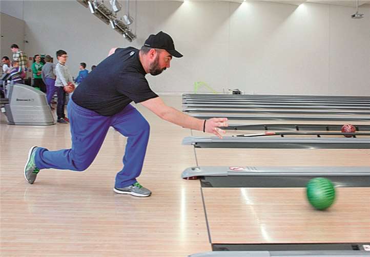 Auch das Bowlen liegt den Tenniskids 