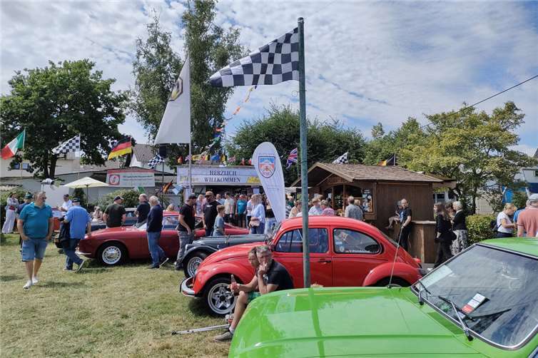 Dorfplatz wurde zu lebendigem Museum 