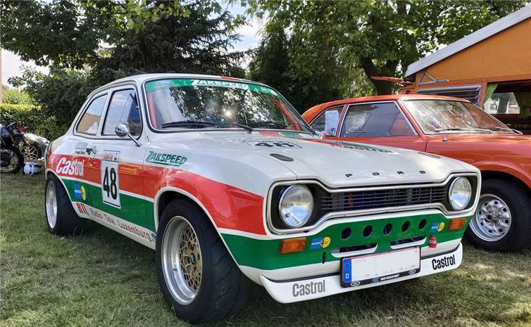 Dorfplatz wurde zu lebendigem Museum 