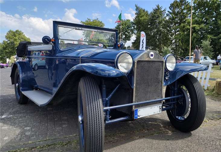 Dorfplatz wurde zu lebendigem Museum 