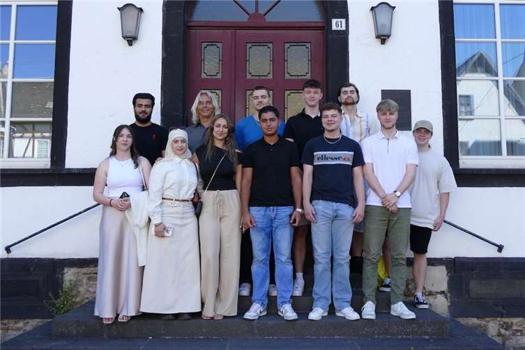 Weitere erfolgreiche Schulabschlüsse gefeiert 