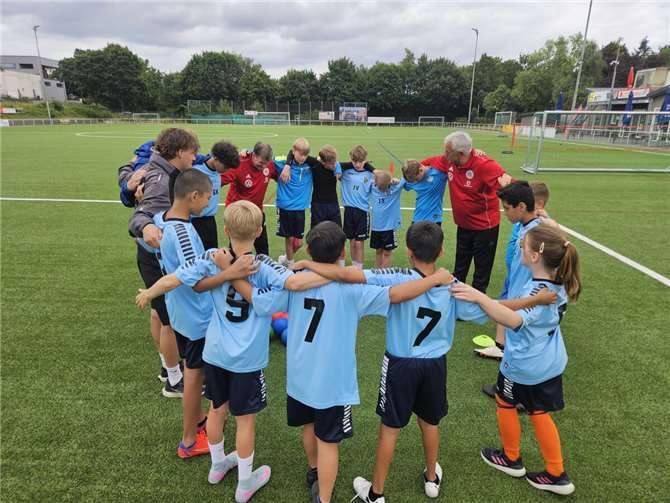 Eine Woche Fußballspaß beim SV Eintracht Mendig  Eine Woche Fußballspaß beim SV Eintracht Mendig