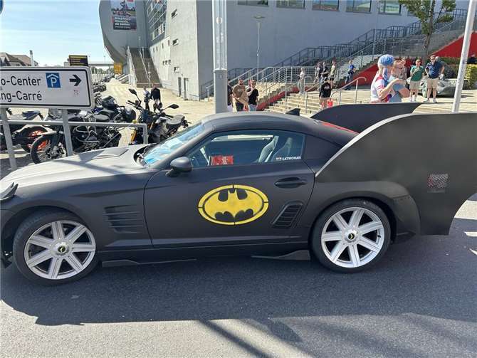 07.09.: Nürburgring: Polizei stoppt „Batmobil“ 