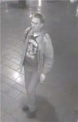 Unbekannter greift Frau in Tiefgarage an 