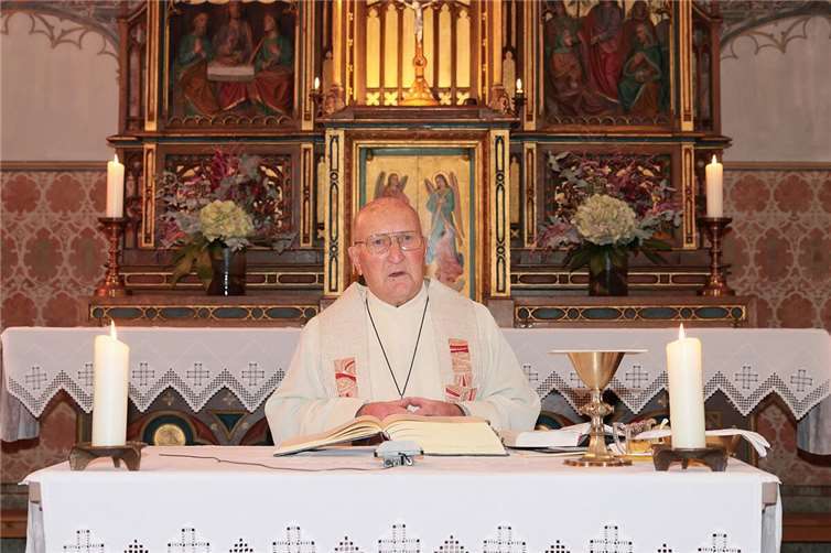 60-jähriges Priesterjubiläum von Pater Franz Mehwald gewürdigt 