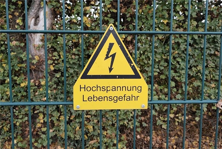 Hochspannungs-Einsatz für die Eifel´wehren  Hochspannungs-Einsatz für die Eifel´wehren