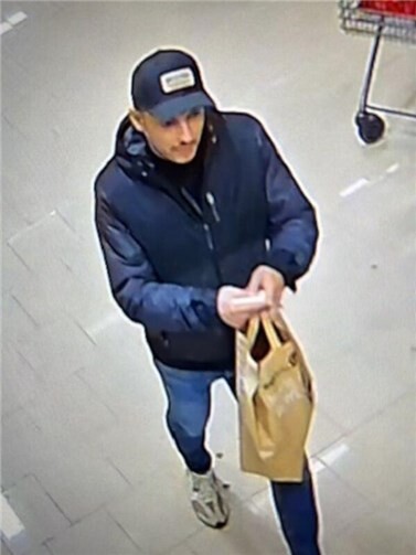 Fahndung nach bandenmäßigem Ladendiebstahl: Wer kennt diese Männer? 