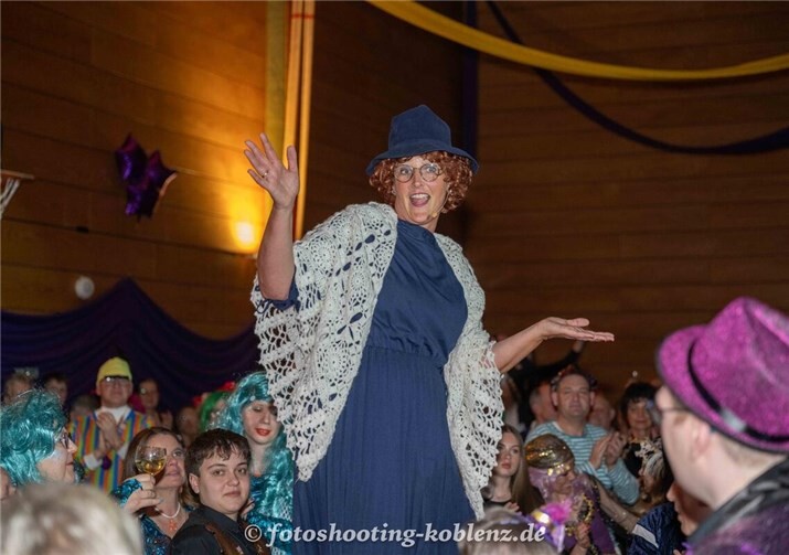 Dieblich feiert 75 Jahre Möhnenclub Lieblich mit einem Feuerwerk der Unterhaltung 