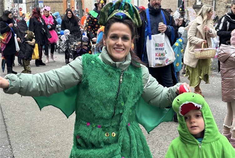 Delfine, Konfetti und strahlende Kinderaugen  