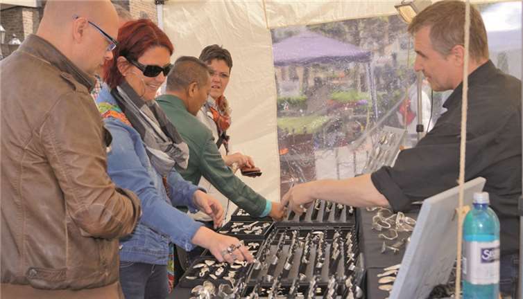 Ein bunter Markt der Erlebnisse 