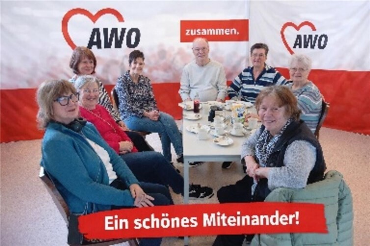 Traditionelles Heringsessen stärkt Gemeinschaft  