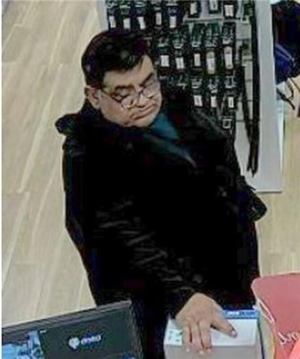 Fahndung: Unbekannte benutzen illegal erlangte Debitkarte 