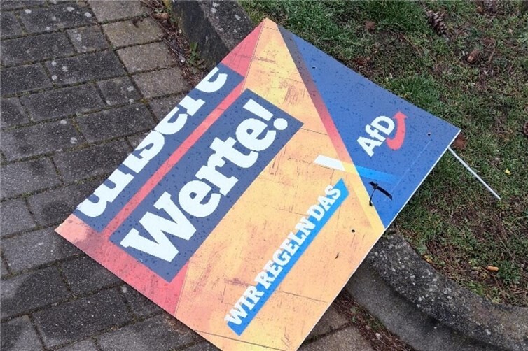 Demokratie endet nicht am Laternenpfahl 