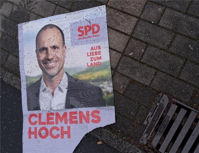 Demokratie endet nicht am Laternenpfahl 