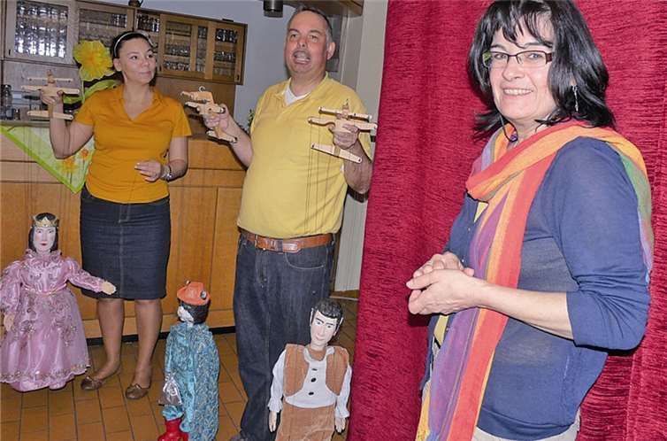 Vorhang auf für den „gestiefelten Kater“ 