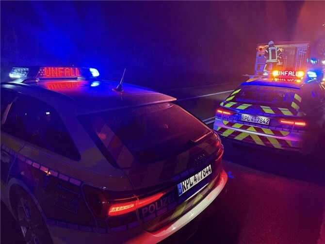 27.03.: Abschlussmeldung: Schwerer Verkehrsunfall fordert zwei Todesopfer und eine Schwerverletzte