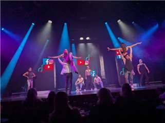Fotogalerie: "YOUniverse" im GOP Varieté-Theater Bonn 