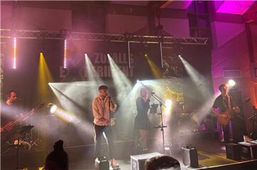 Fotogalerie: Benefiz-"Kult-Party" des Musikverein Löf 2025